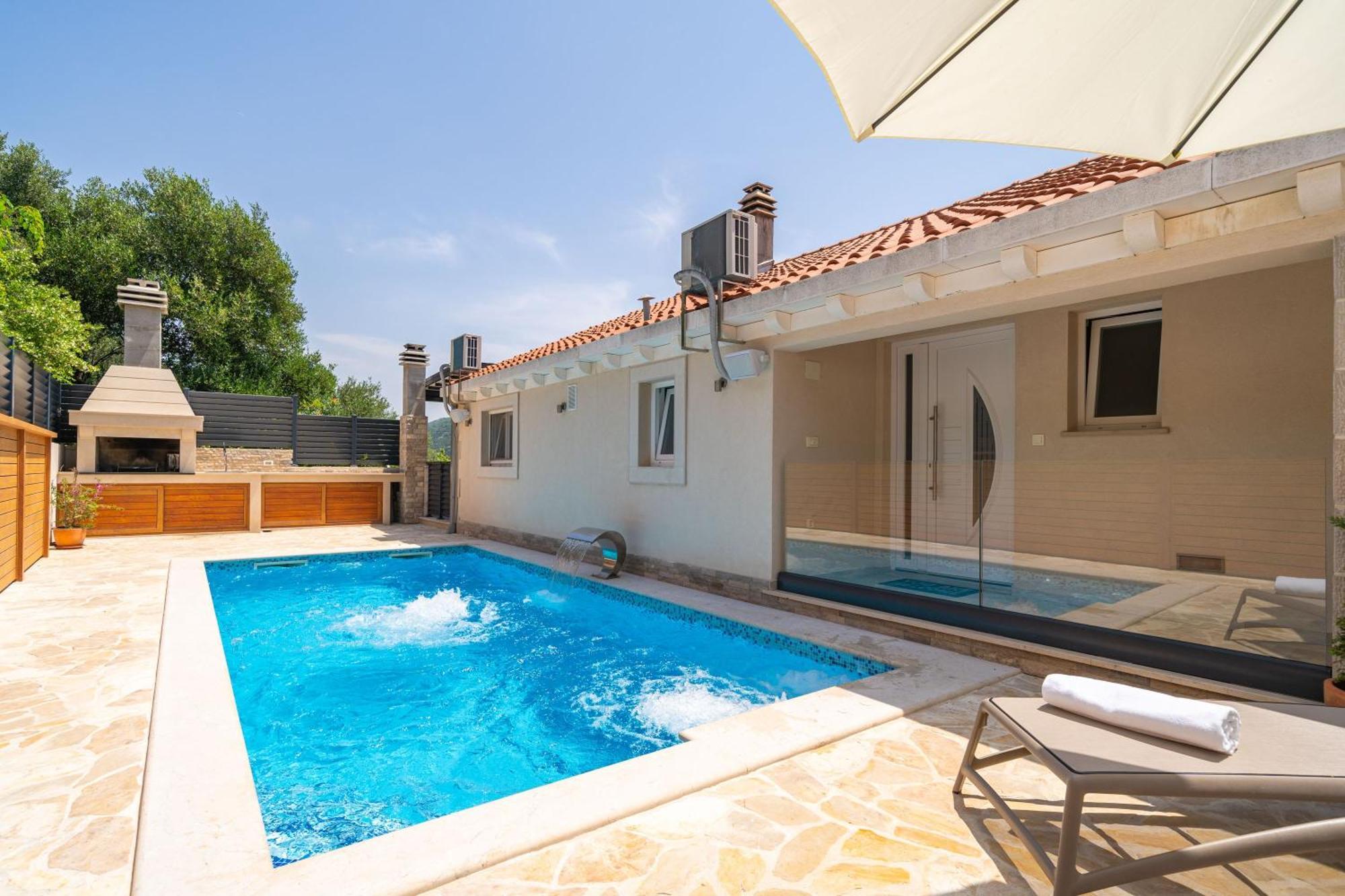 Villa Tranquility Nest Beniva Mokosica Exterior photo