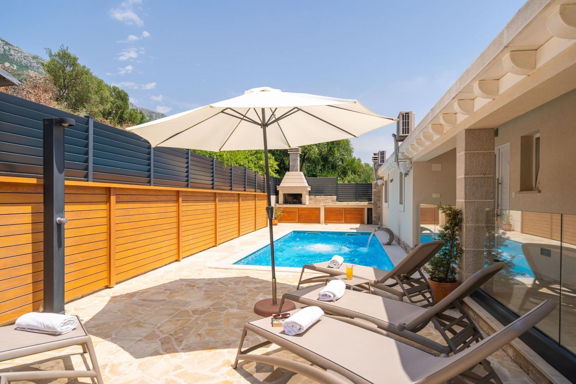 Villa Tranquility Nest Beniva Mokosica Exterior photo